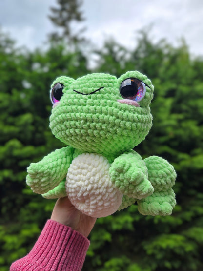 Tapioca the Frog Crochet Pattern