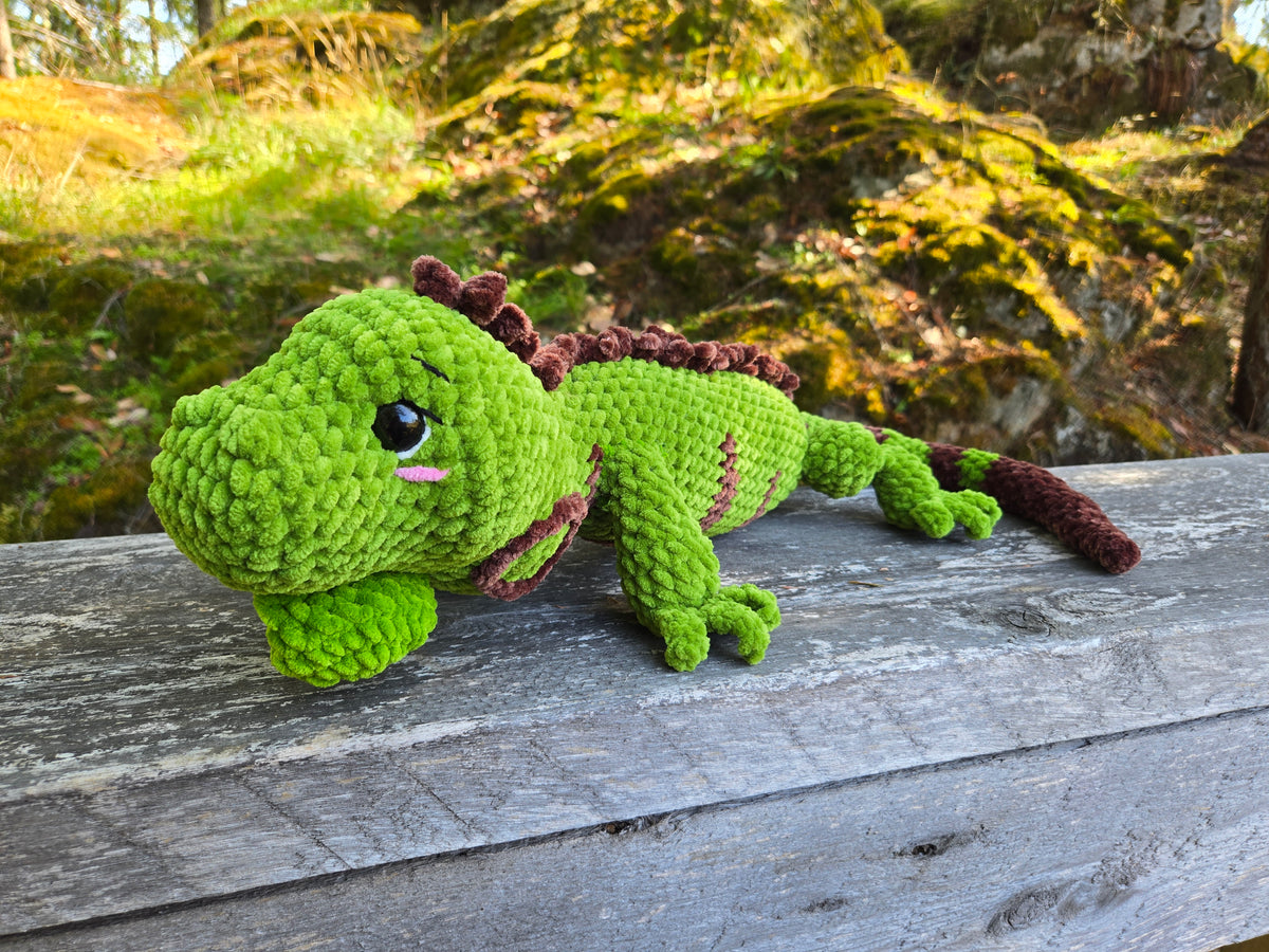 Goji the Iguana Crochet Pattern